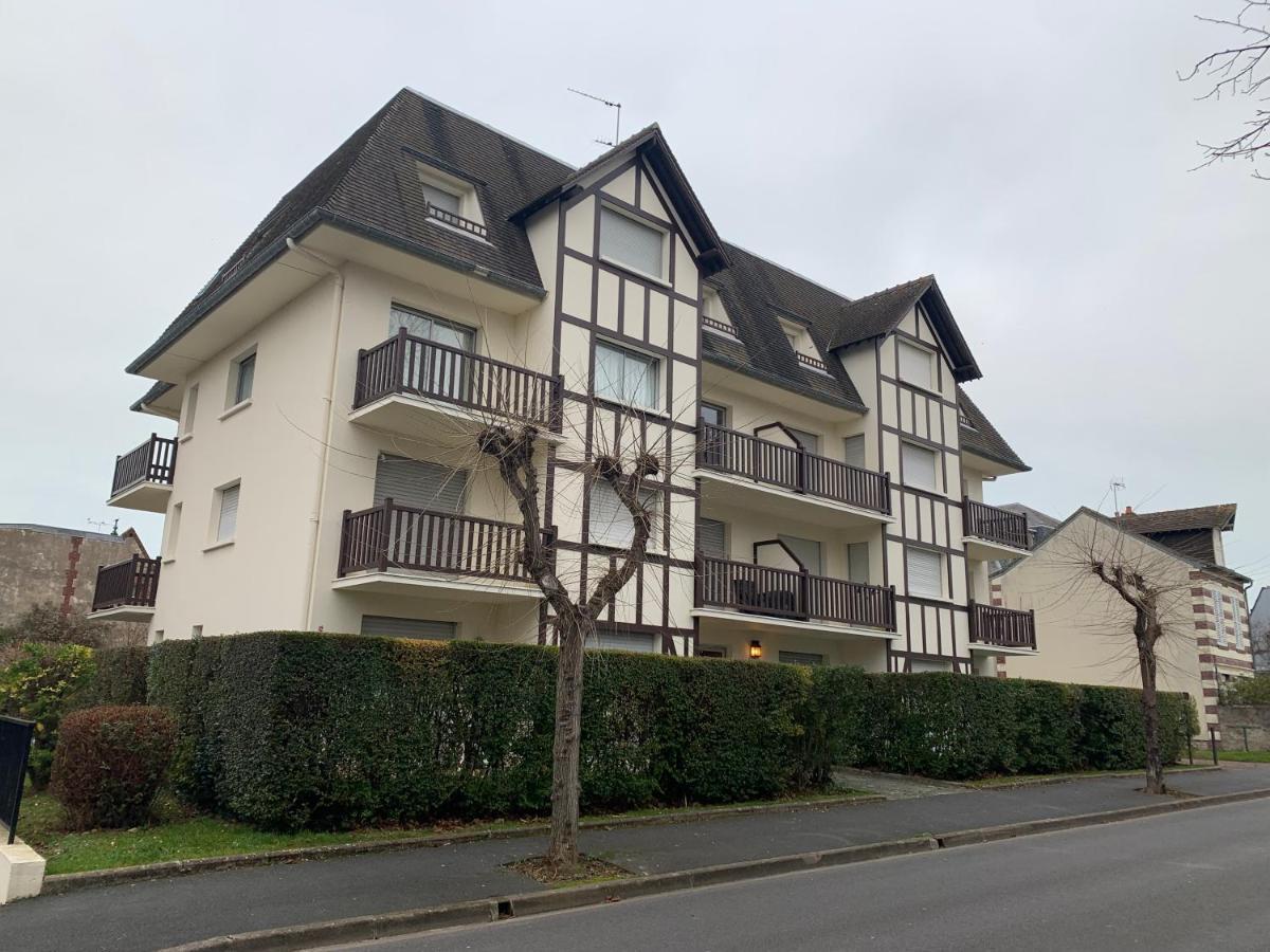 Apartmán Les Ormes 17 Houlgate Exteriér fotografie